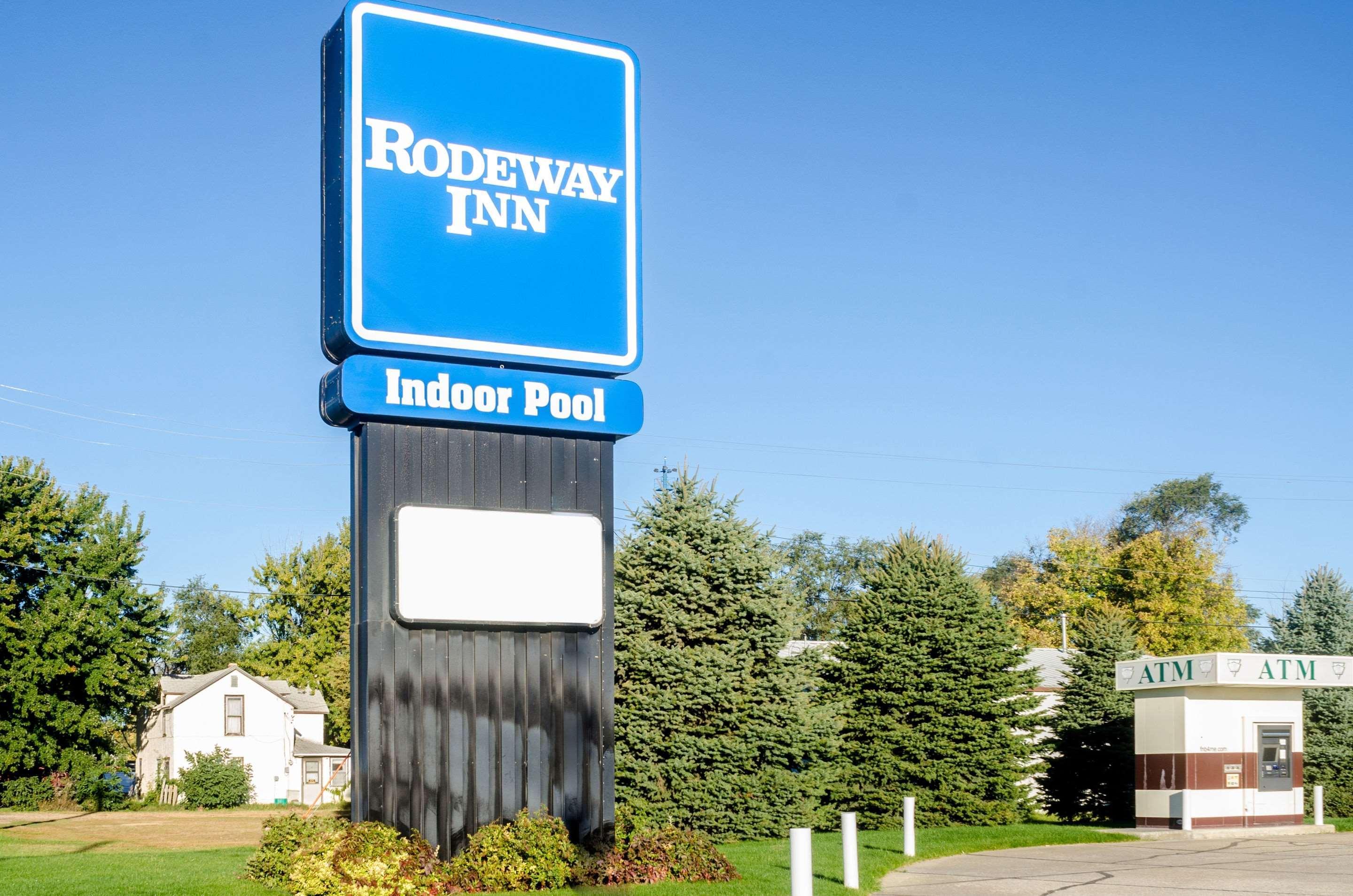 Rodeway Inn Ainsworth Exterior photo